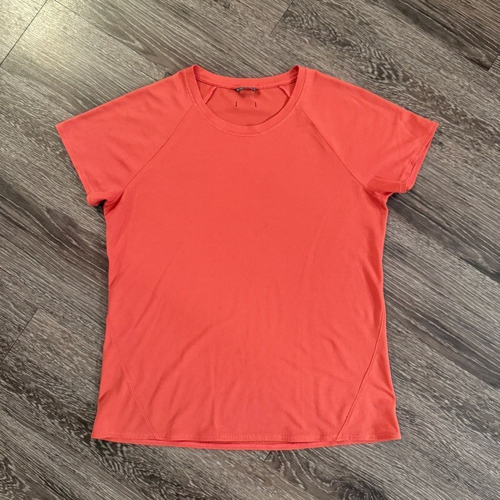 Oiselle Flyout Shirt